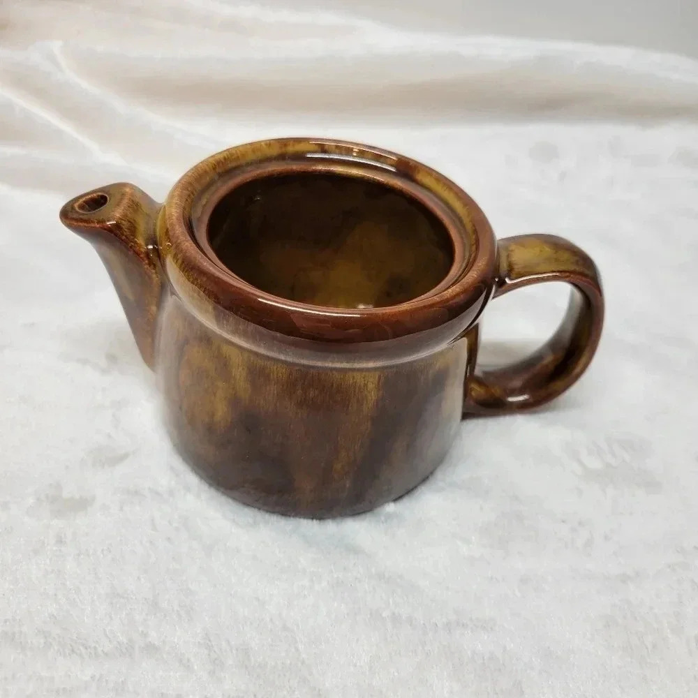 7129 McCoy  Tea Pot no lid Beautiful brown/ amber like tigers eye